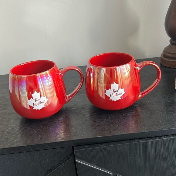 TIM HORTONS Red Luster Iridescent Maple Leaf Coffee Tea Mugs, Set of 2 - Picture 2 of 14